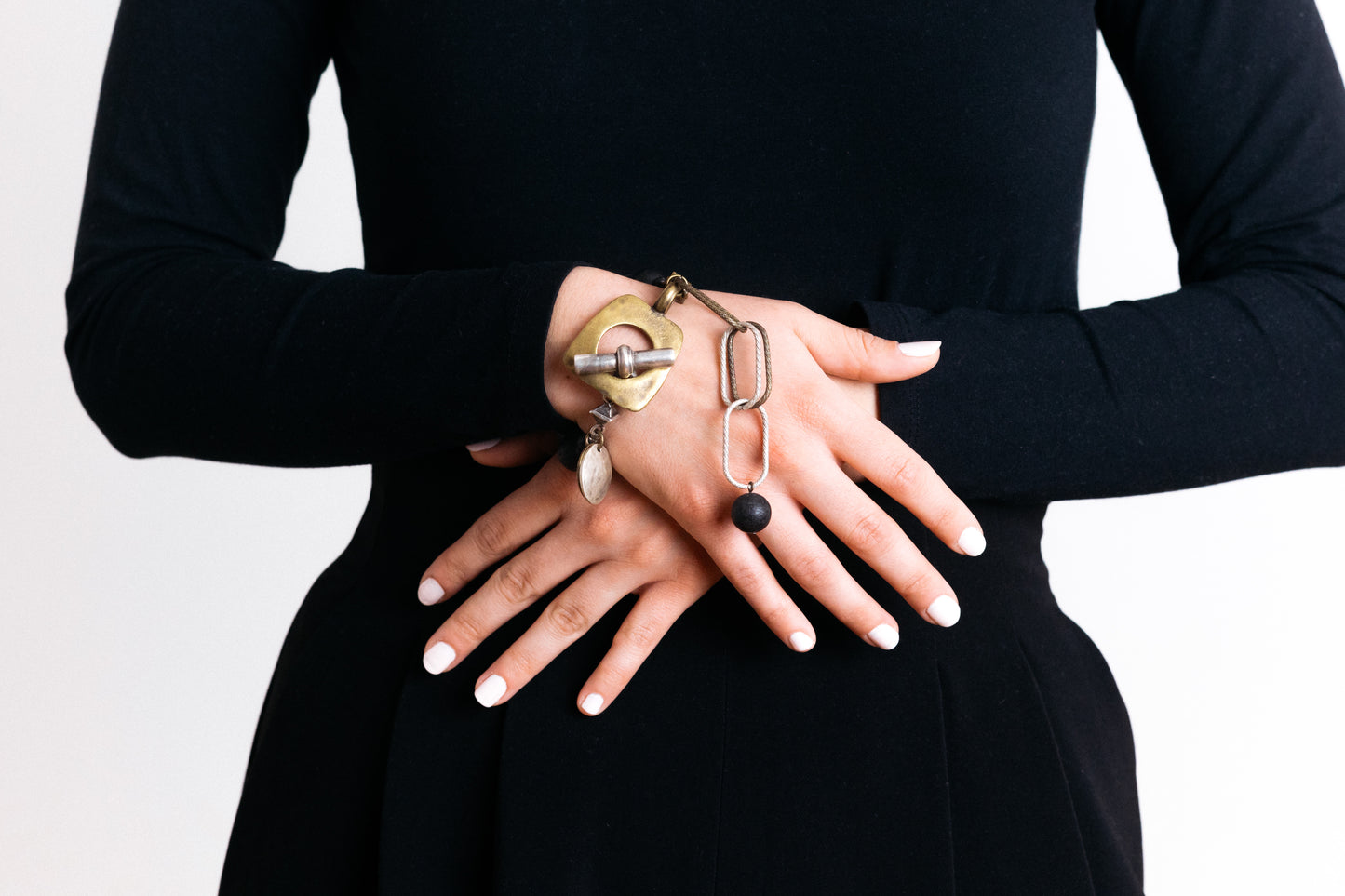 Bracelet volcanic stone