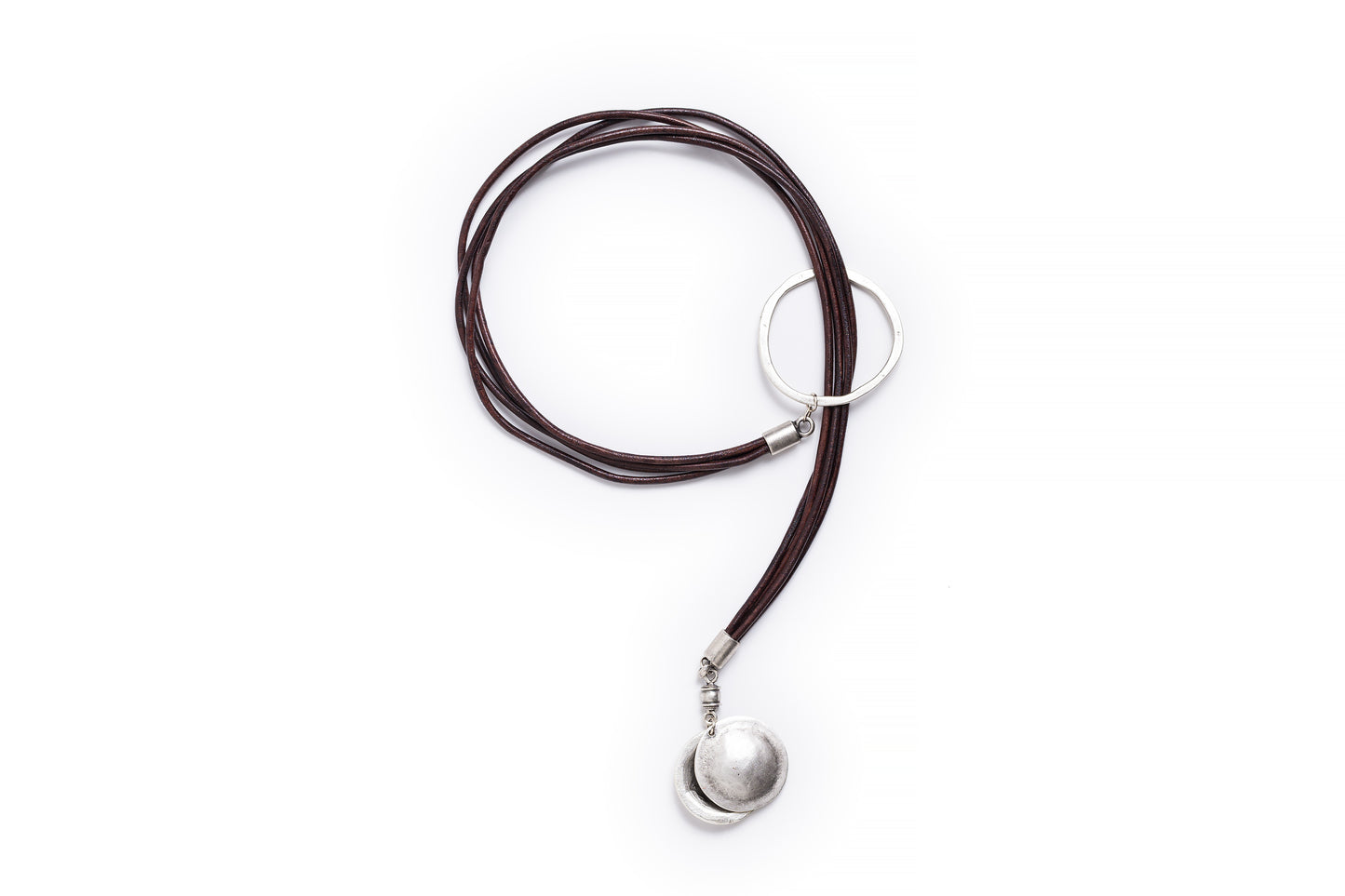 Necklace leather “Go through”