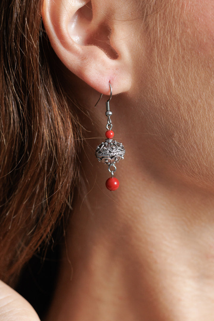 Earrings coral button