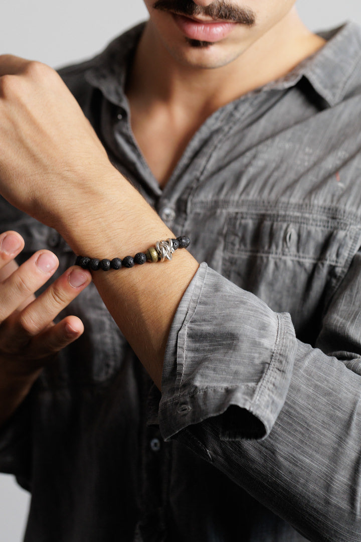 Narukvica vulkanski kamen