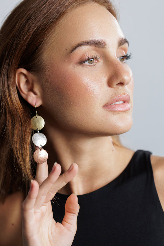 Earrings metal alloy