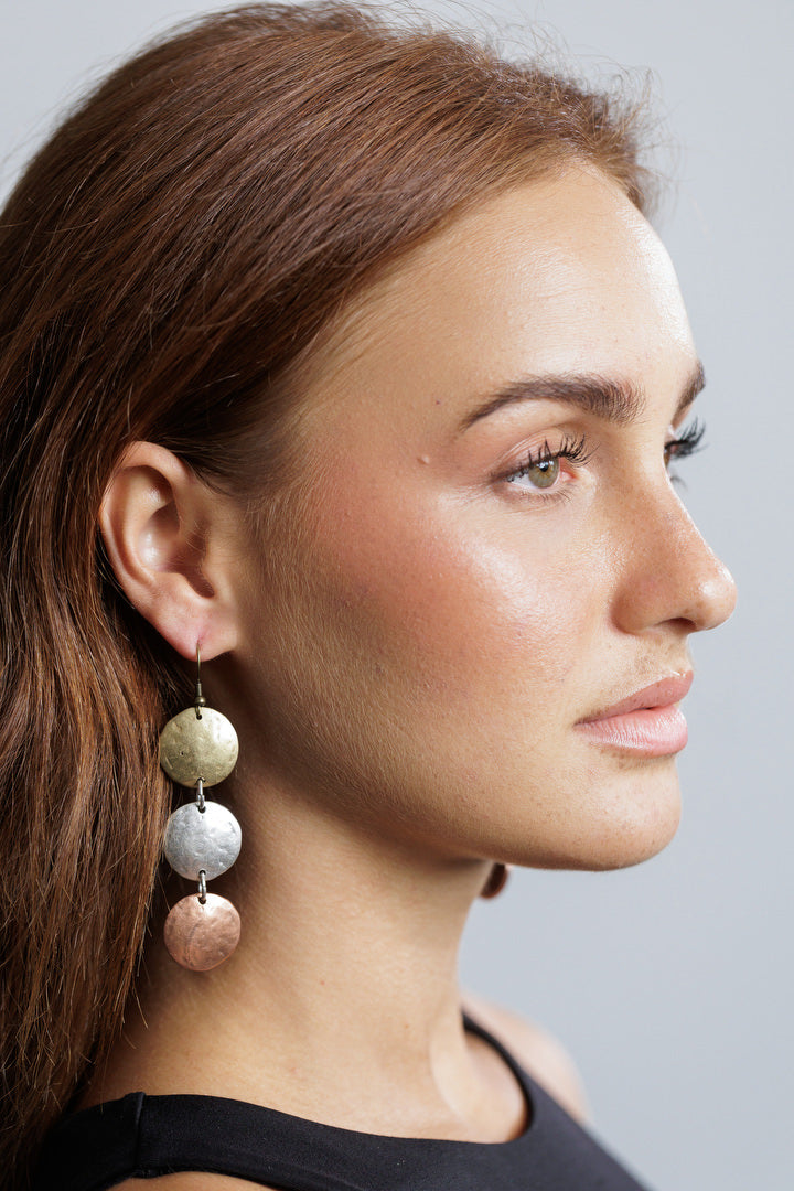 Earrings metal alloy