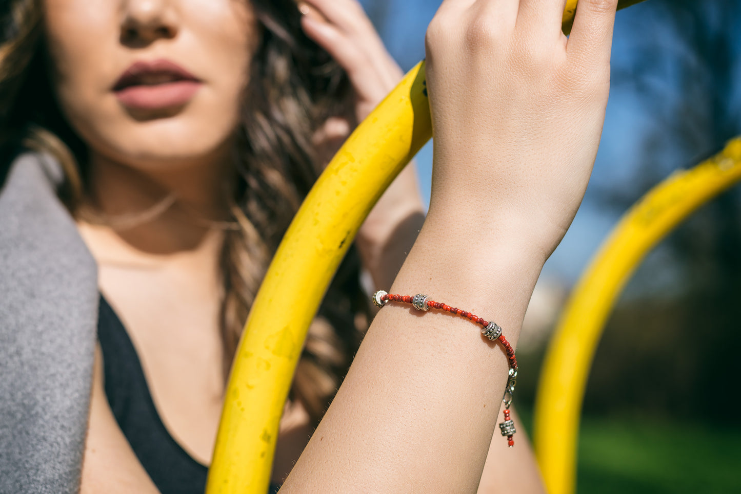 Bracelet coral dust