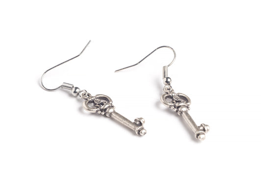 Earrings metal alloy